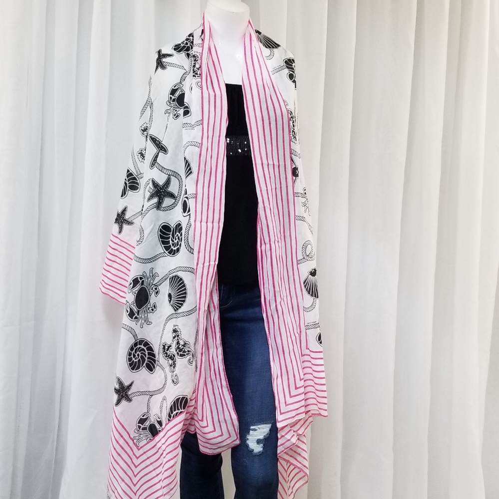NWOT/Gretchen Scott Designs Beautiful Shawl